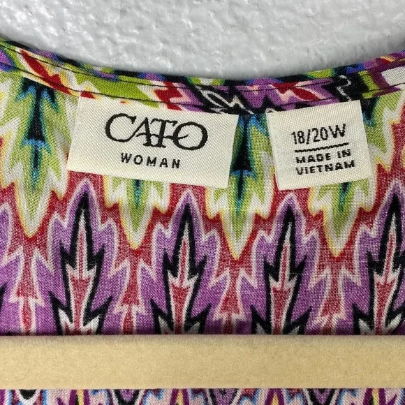 Cato Top Size 18/20 Womens Plus Colorful Print Cap Sleeve Beaded V-Neck - Picture 6 of 8